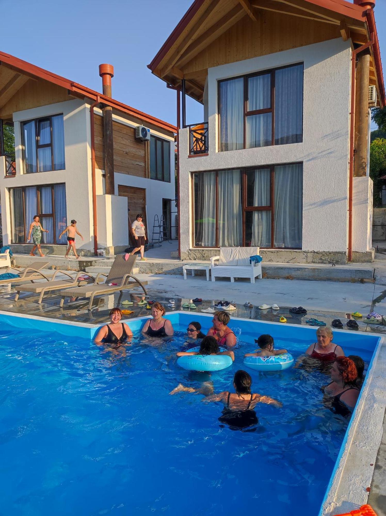Hotel Belvedere à Ambrolaouri Extérieur photo
